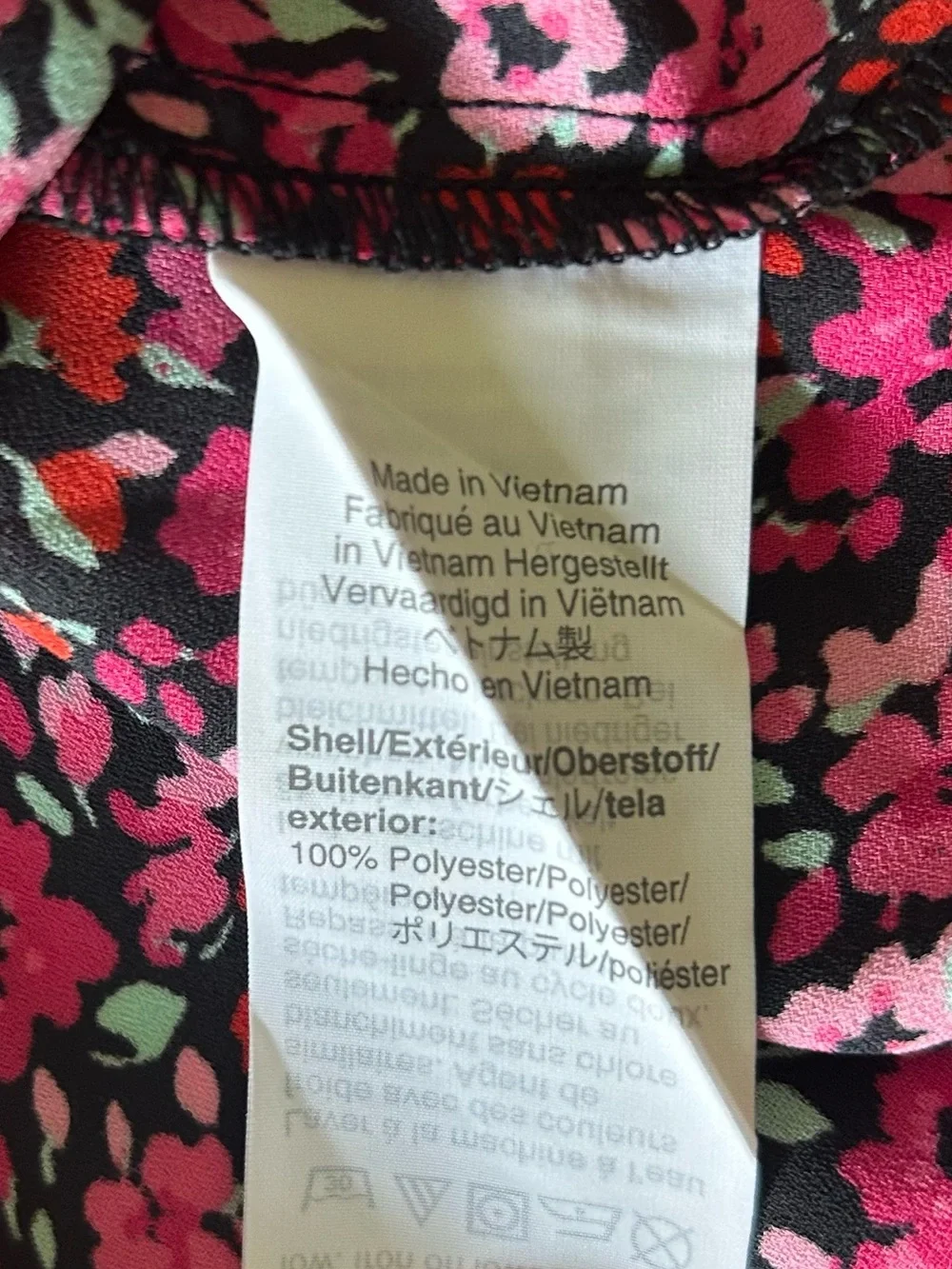 J CREW Factory Women L Pink Red Floral Flowers on Black Long Sleeve Blouse Top.